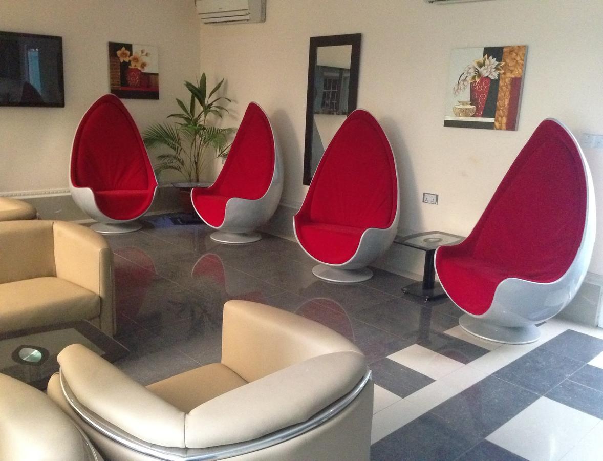 Primal Hotel Isaac John Gra Ikeja Esterno foto